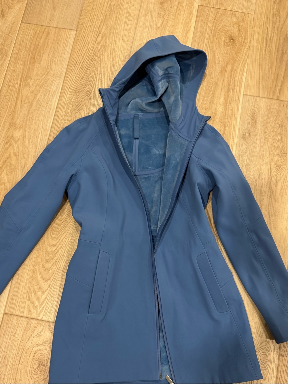 Lululemon RepelShell Jacket - Picture 7 of 13